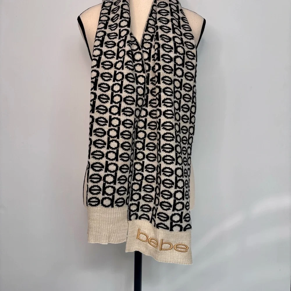 Bebe Y2K‎ Black, Cream & Metallic Gold Logo Scarf Warm Knit Scarf